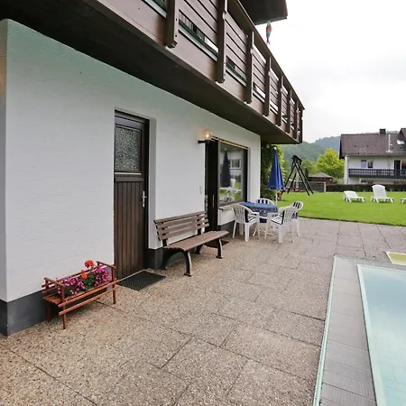 In Armsfeld Mit Pool, Cleaning Included