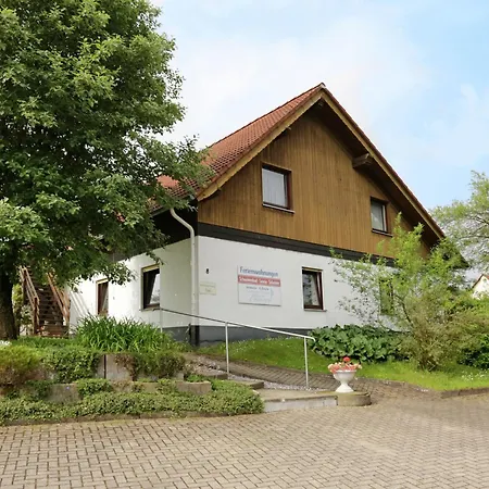 In Armsfeld Mit Pool, Cleaning Included Appartamento Bad Wildungen